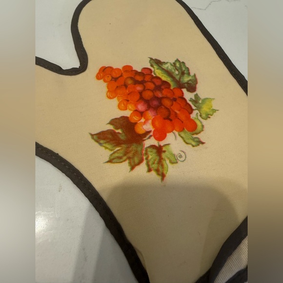 Vintage Kids Size Kitchen Apron Set - Picture 2 of 6